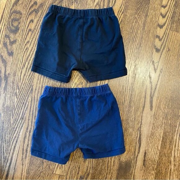 Gap tumble shorts in size xs (4-5) navy blue and black bundle - Picture 2 of 4